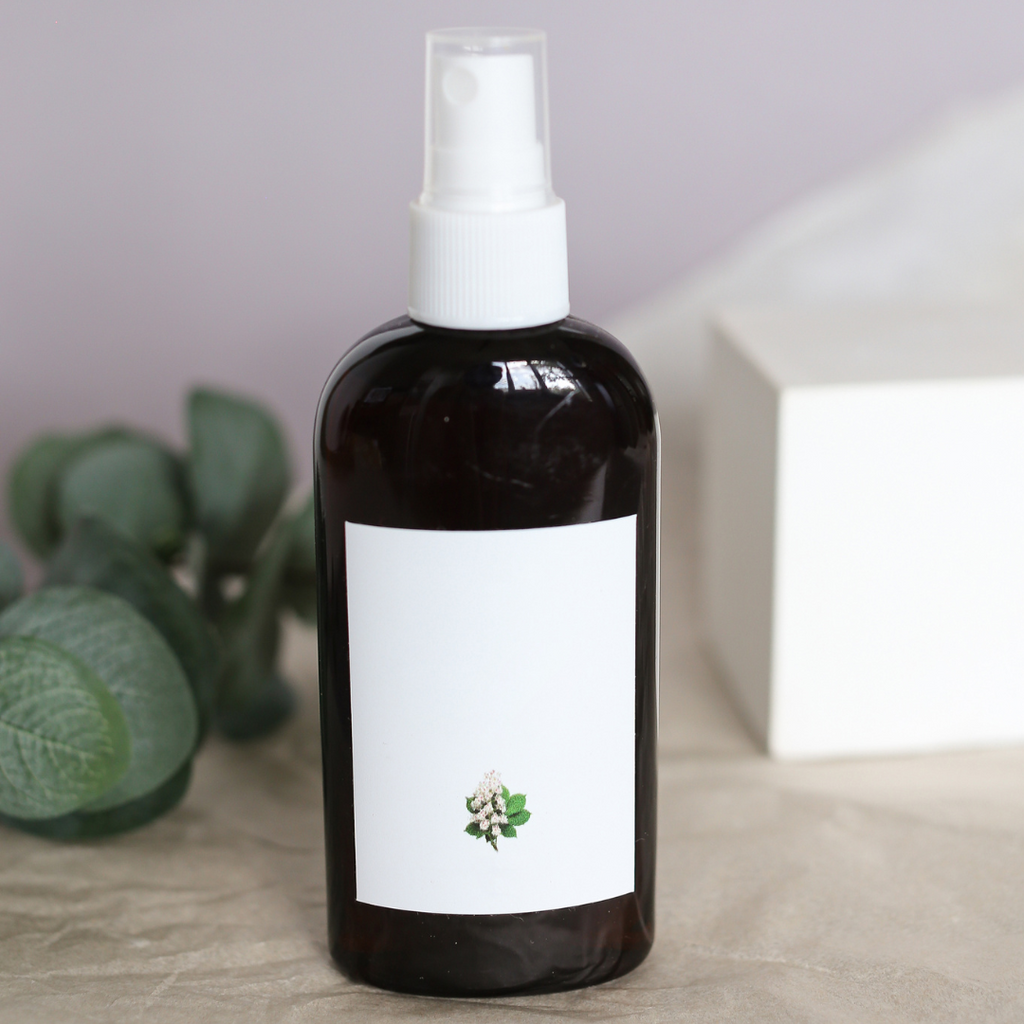 Recipient 50 ml cu inchidere tip spray